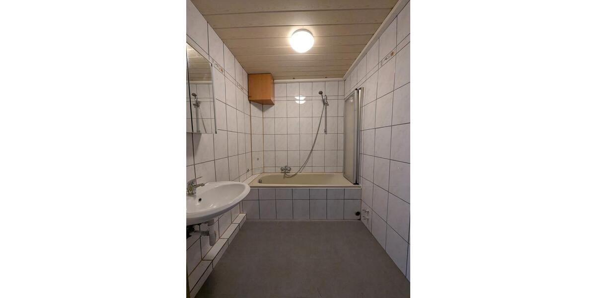 Mehrfamilienhaus, Wohnhaus Hof Christiansreuth - 17 Zimmer, 294 m&sup2;, 280.000&euro; | Angebot:26648237