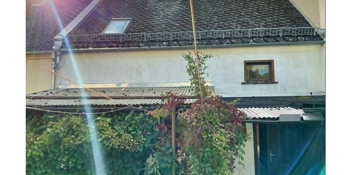 Reihenmittelhaus Oelsnitz - 4 Zimmer, 69 m&sup2;, 98.000&euro; | Angebot:25776182