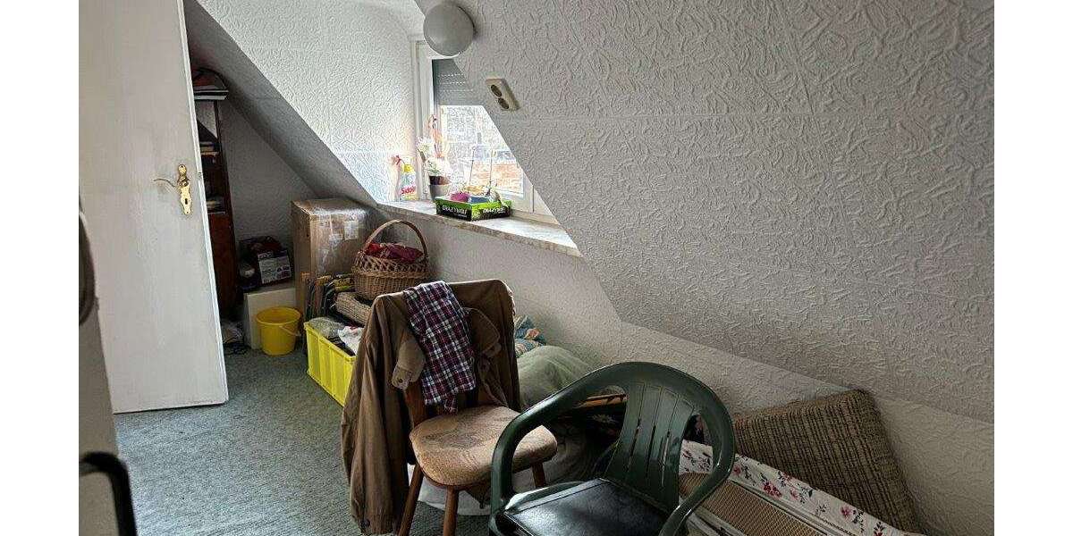 Einfamilienhaus - Raumwunder, teilmöbliert zu verkaufen - Einfamilienhaus Schleiz | Angebot:26000087