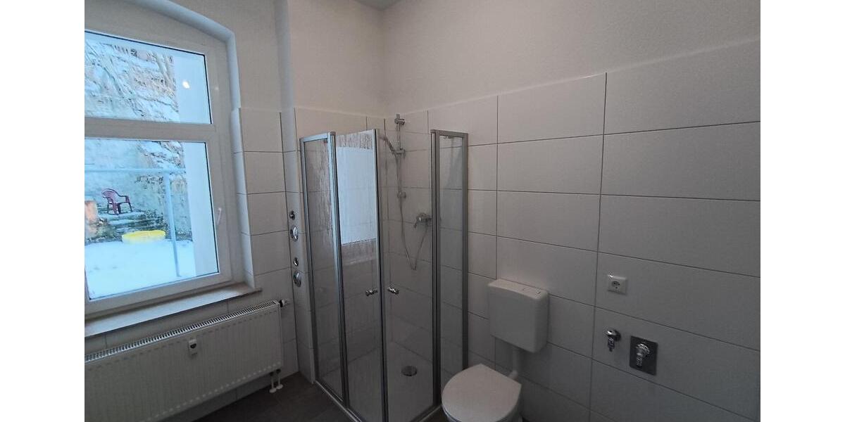 Etagenwohnung Reichenbach im Vogtland - 3 Zimmer, 67 m&sup2;, 400&euro; | Angebot:25217564