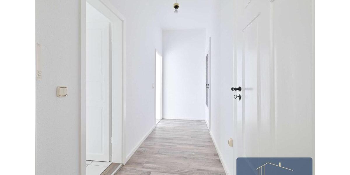 Etagenwohnung Reichenbach im Vogtland - 3 Zimmer, 64 m&sup2;, 450&euro; | Angebot:25271882