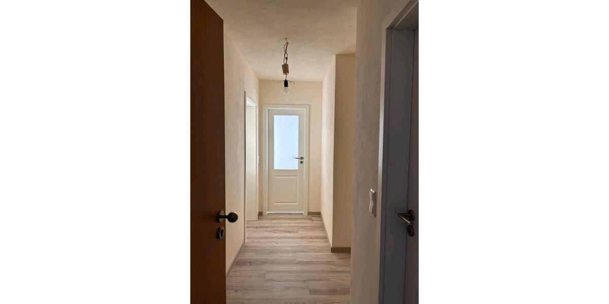 Erdgeschoßwohnung Bad Elster - 2 Zimmer, 60 m&sup2;, 420&euro; | Angebot:25369425