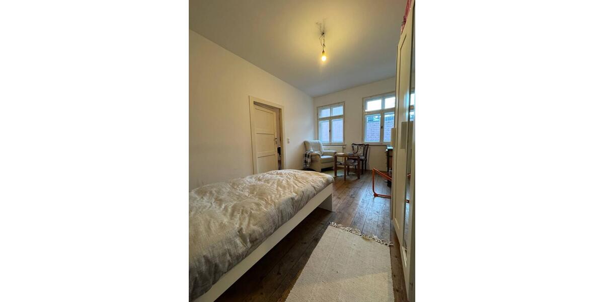 Etagenwohnung Hof Altstadt - 1 Zimmer, 15 m&sup2;, 400&euro; | Angebot:25207666