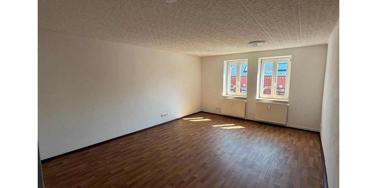 Dachgeschoßwohnung Schöneck/Vogtland Vogtland - 2 Zimmer, 51 m&sup2;, 275&euro; | Angebot:26023065