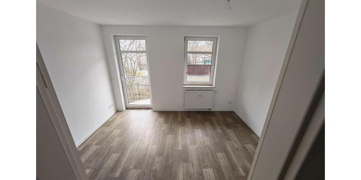 Etagenwohnung Plauen Alt Chrieschwitz - 3.5 Zimmer, 98 m&sup2;, 530&euro; | Angebot:25322161