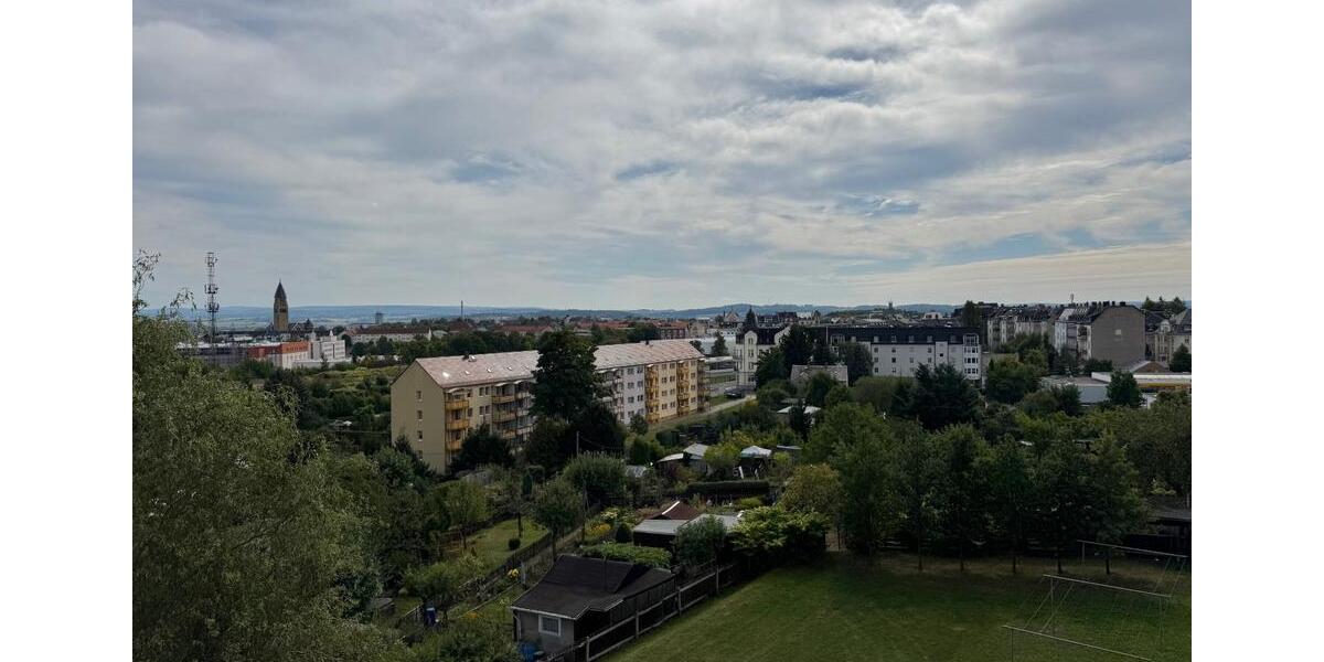 Dachgeschoßwohnung Plauen Bahnhofsvorstadt - 2 Zimmer, 62 m&sup2;, 274&euro; | Angebot:23174561