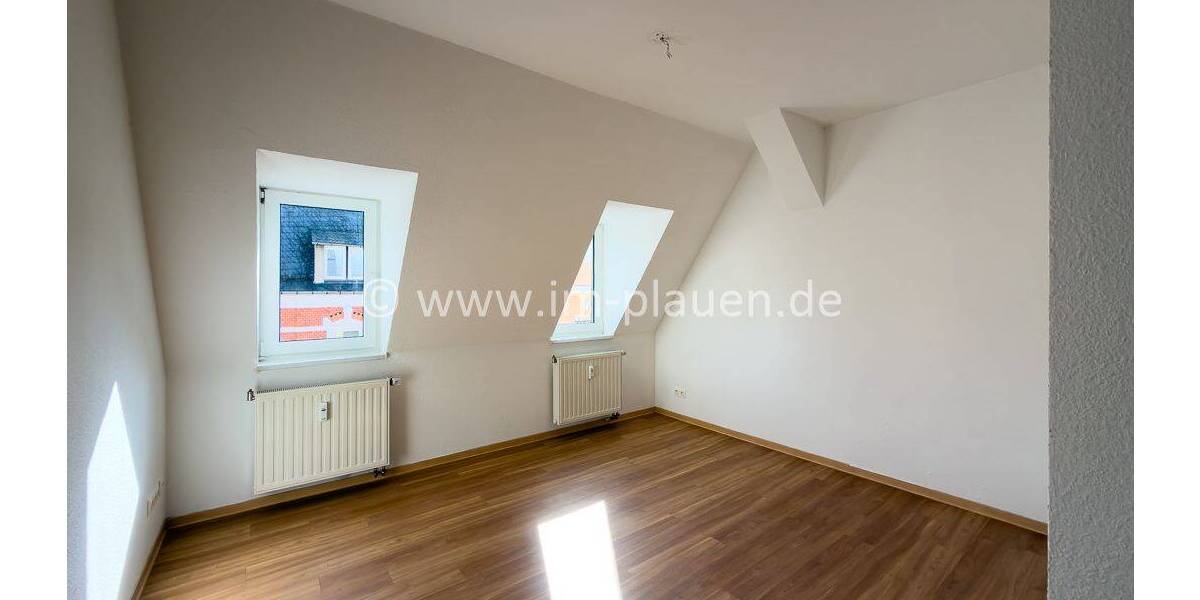 Etagenwohnung Plauen Reusa - 4 Zimmer, 102 m&sup2;, 590&euro; | Angebot:25741700