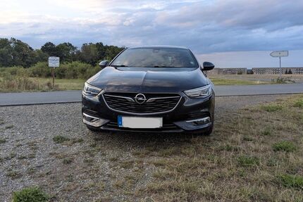 Opel Insignia 140.800 km 9.000 &euro; Falkenstein 08223