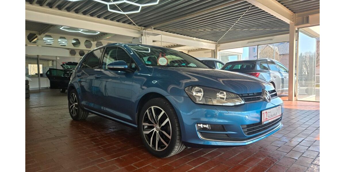 VW Golf 73.054 km 12.490 &euro; Hof 95032