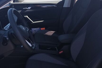 VW Tiguan 3.021 km 39.875 &euro; Falkenstein 08223