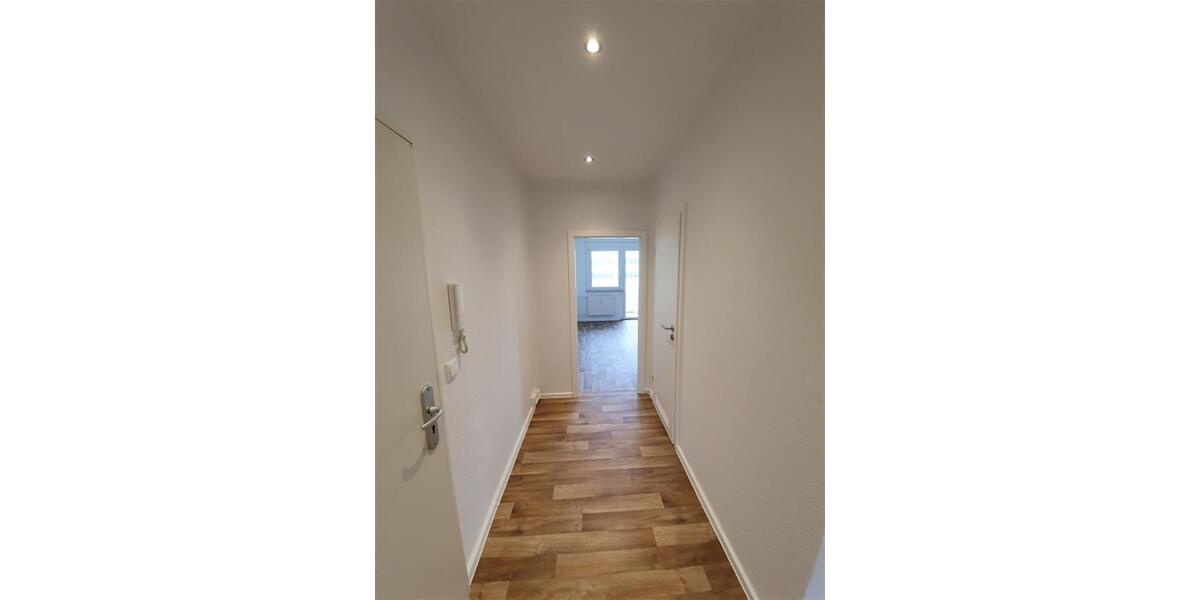 Etagenwohnung Reichenbach im Vogtland - 3 Zimmer, 69 m&sup2;, 415&euro; | Angebot:25271892