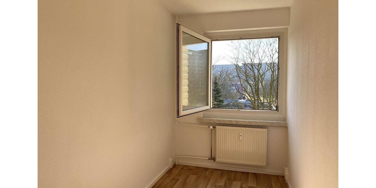 Etagenwohnung Plauen Alt Chrieschwitz - 4 Zimmer, 69 m&sup2;, 414&euro; | Angebot:23601094