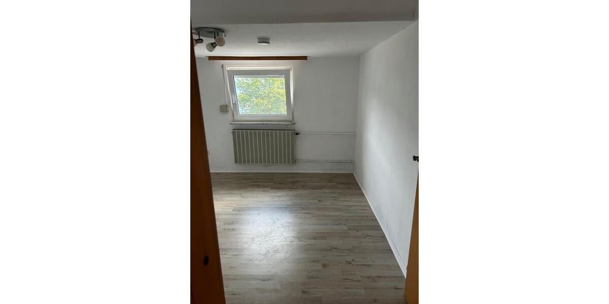 Etagenwohnung Hof Altstadt - 2 Zimmer, 35 m&sup2;, 350&euro; | Angebot:26040572