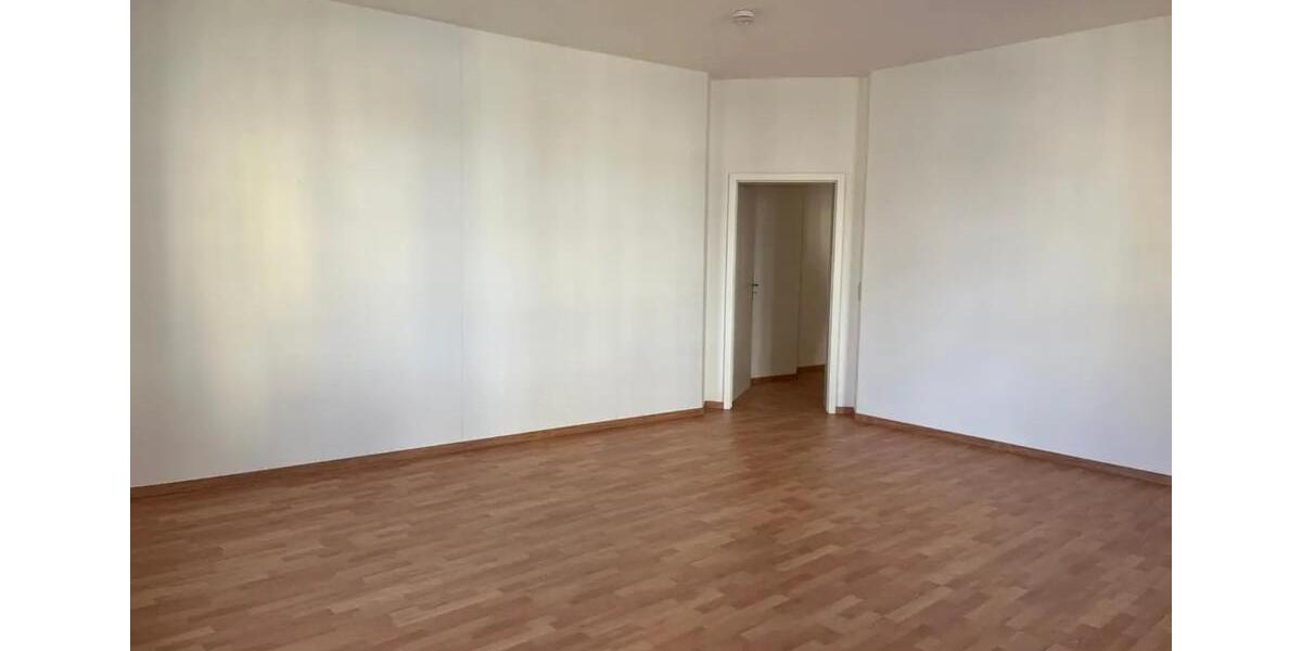 Etagenwohnung Plauen Bahnhofsvorstadt - 3 Zimmer, 77 m&sup2;, 459&euro; | Angebot:25351021