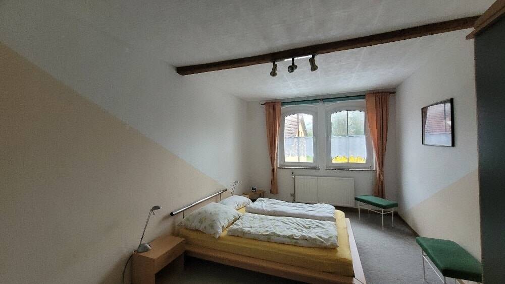 Einfamilienhaus Falkenstein - 5 Zimmer, 135 m&sup2;, 99.000&euro; | Angebot:26474667