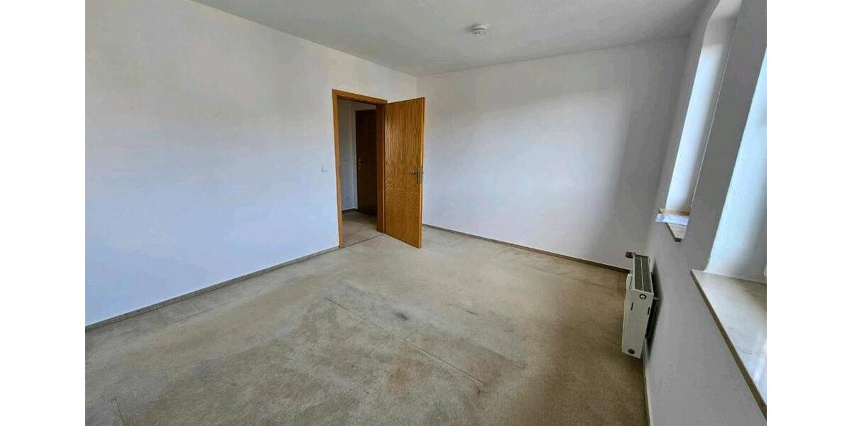 Etagenwohnung Plauen Bahnhofsvorstadt - 2 Zimmer, 65 m&sup2;, 295&euro; | Angebot:25402573