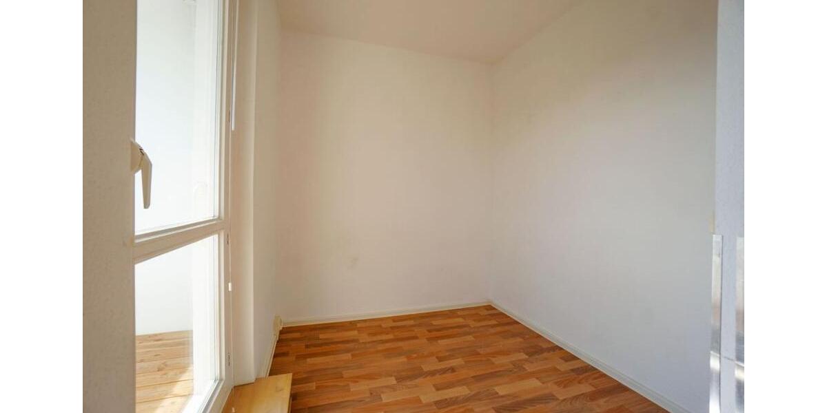 Etagenwohnung Plauen Alt Chrieschwitz - 1 Zimmer, 34 m&sup2;, 229&euro; | Angebot:23698337