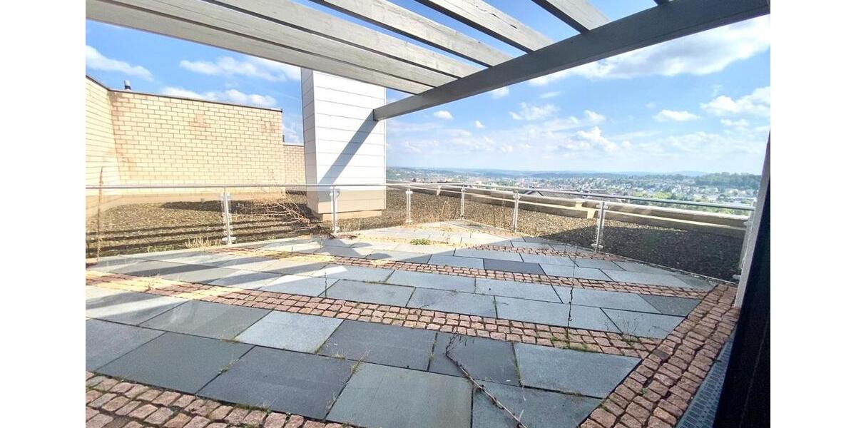 Einfamilienhaus Hof Neuhof - 5 Zimmer, 326 m&sup2;, 1.700&euro; | Angebot:26096955