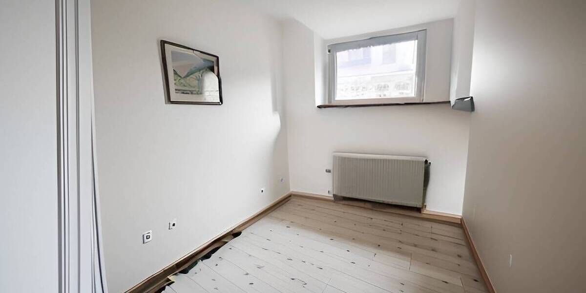 Einfamilienhaus Mylau Mylau - 7 Zimmer, 155 m&sup2;, 69.000&euro; | Angebot:25662094