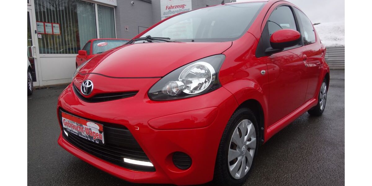 Toyota Aygo (X) 170.000 km 2.990 &euro; Hof 95030