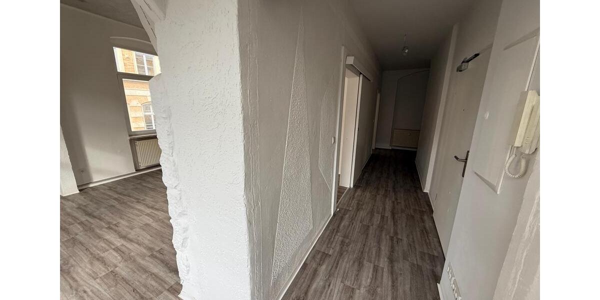 Etagenwohnung Greiz - 4 Zimmer, 115 m&sup2;, 650&euro; | Angebot:25887625