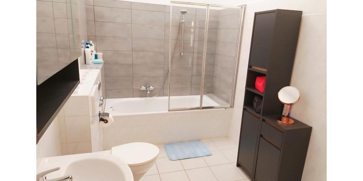 Dachgeschoßwohnung Reichenbach im Vogtland - 4 Zimmer, 127 m&sup2;, 610&euro; | Angebot:25756446