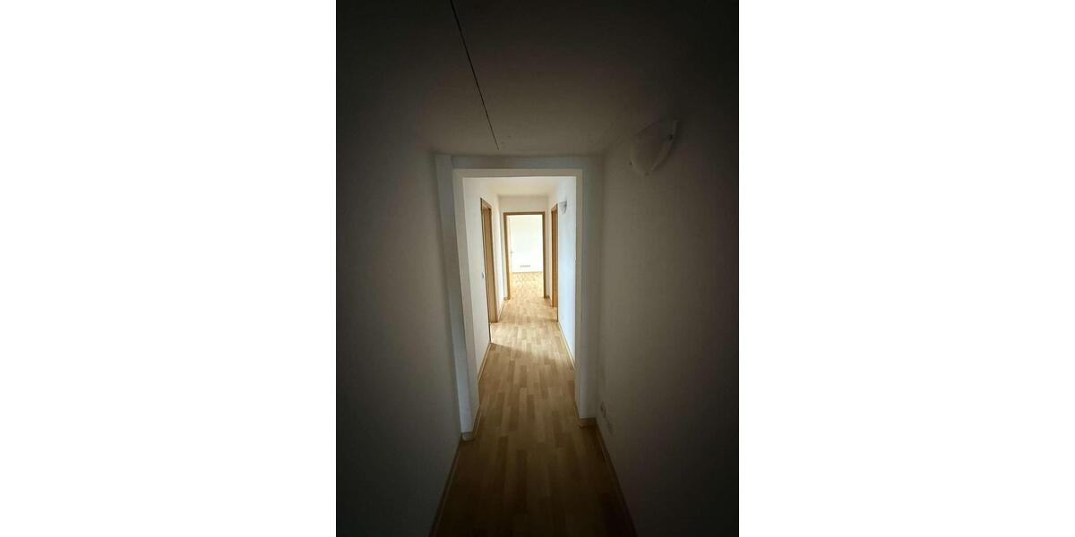 Etagenwohnung Plauen Altstadt - 3.5 Zimmer, 73 m&sup2;, 438&euro; | Angebot:24421981