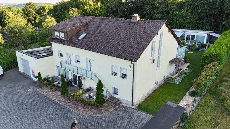 Einfamilienhaus Reichenbach - 6 Zimmer, 253 m&sup2;, 399.000&euro; | Angebot:25738178