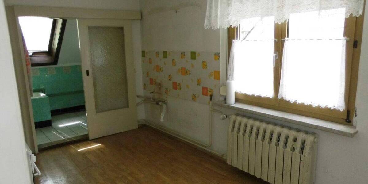 Einfamilienhaus Heinsdorfergrund Unterheinsdorf - 5 Zimmer, 115 m&sup2;, 89.000&euro; | Angebot:25662882