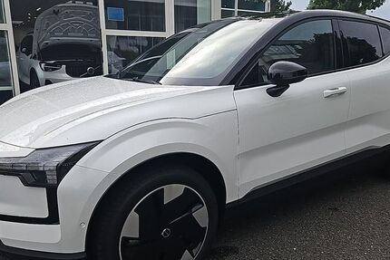 Volvo EX30 2.357 km 41.650 &euro; Plauen 08527