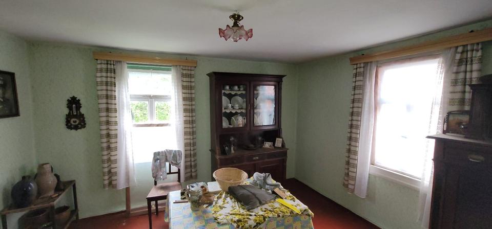 Einfamilienhaus Auma-Weidatal Weidatal - 9 Zimmer, 160 m&sup2;, 20.000&euro; | Angebot:25707834