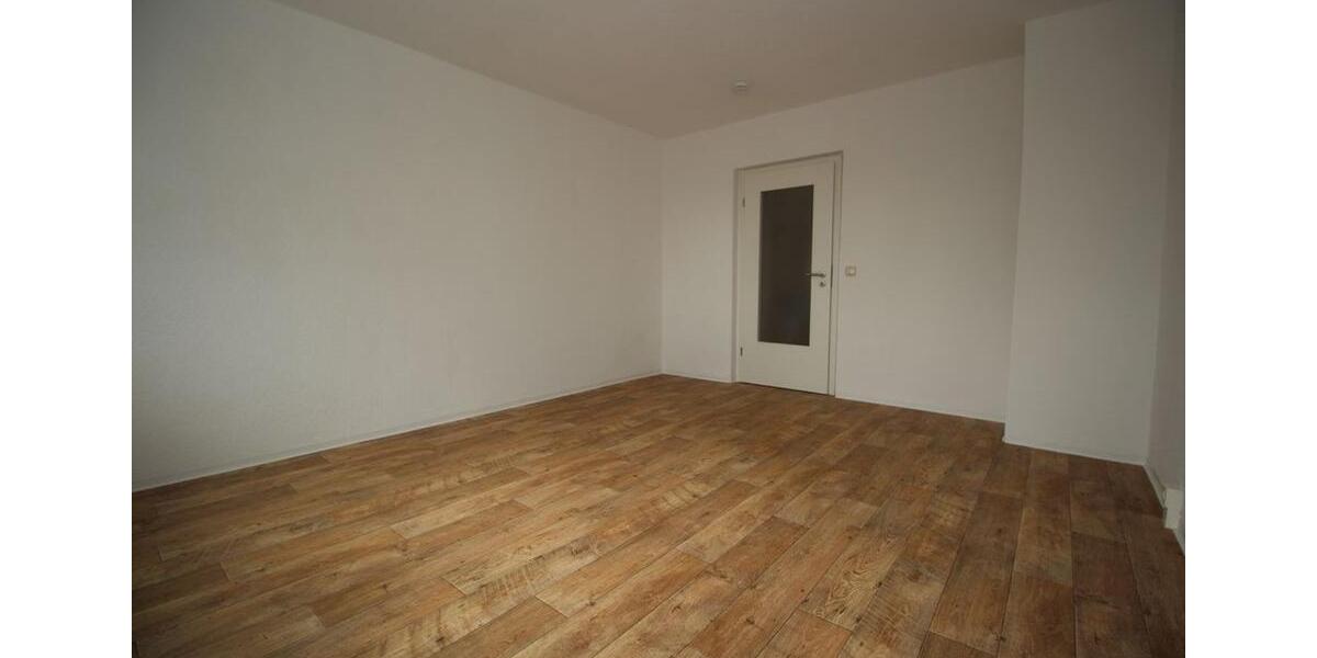 Erdgeschoßwohnung Weischlitz - 3 Zimmer, 58 m&sup2;, 318&euro; | Angebot:19977823