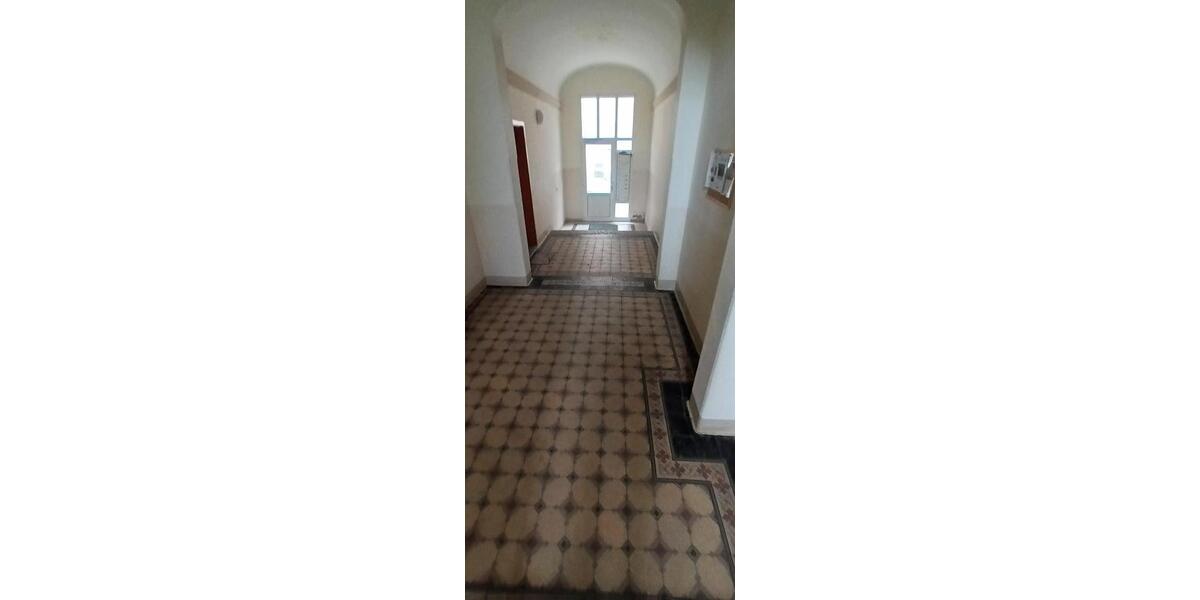 Dachgeschoßwohnung Plauen - 4 Zimmer, 87 m&sup2;, 480&euro; | Angebot:25144296