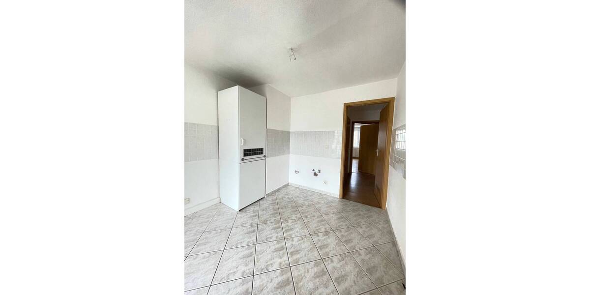 Etagenwohnung Plauen Preißelpöhl - 2 Zimmer, 52 m&sup2;, 250&euro; | Angebot:25796467