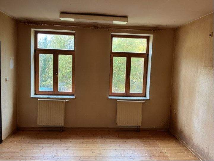 Reihenmittelhaus Muldenhammer Tannenbergsthal - 6 Zimmer, 170 m&sup2;, 87.000&euro; | Angebot:25662154