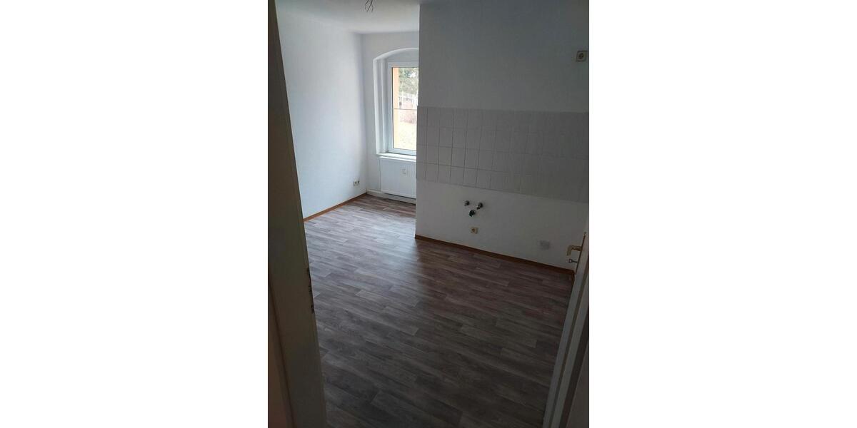 Dachgeschoßwohnung Reichenbach im Vogtland Obermylau - 5 Zimmer, 98 m&sup2;, 680&euro; | Angebot:26652956