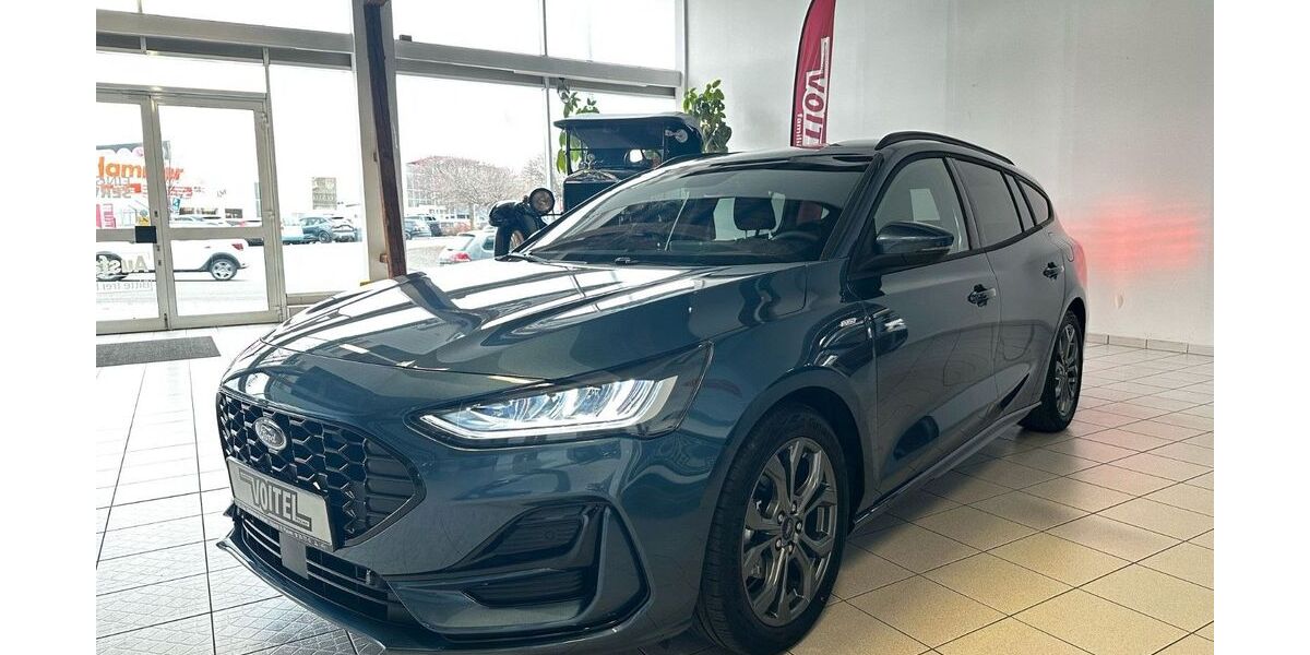 Ford Focus 11.000 km 31.490 &euro; Plauen 08525