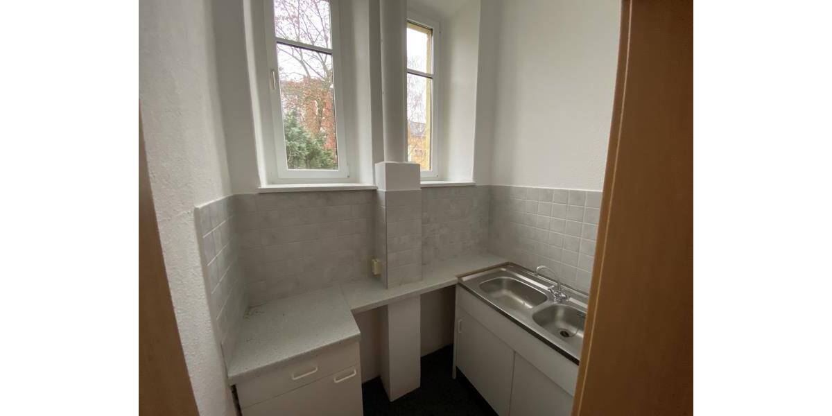 Gewerbeobjekt Plauen Stadtmitte - 2 Zimmer, 80 m&sup2;, 240&euro; | Angebot:25691956