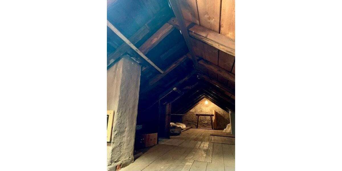 Reihenmittelhaus Reichenbach - 6 Zimmer, 161 m&sup2;, 125.000&euro; | Angebot:25864350