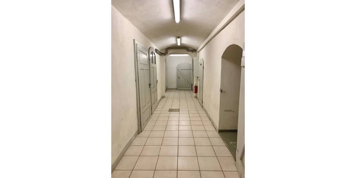 Gewerbeobjekt Reichenbach - 7 Zimmer, 180.000&euro; | Angebot:25662105