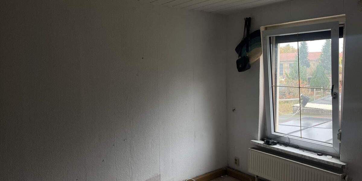 Reihenmittelhaus Reichenbach im Vogtland Reichenbach - 1 Zimmer, 220 m&sup2;, 170.000&euro; | Angebot:25695890