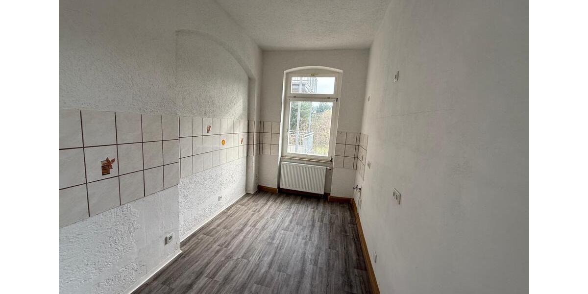 Etagenwohnung Greiz - 4 Zimmer, 115 m&sup2;, 650&euro; | Angebot:25887625