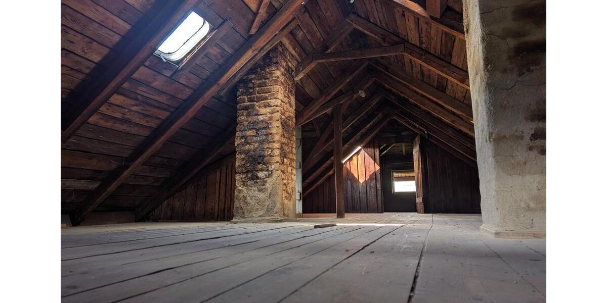 Mehrfamilienhaus, Wohnhaus Oelsnitz (Vogtland) - 20 Zimmer, 278 m&sup2;, 83.000&euro; | Angebot:23512555