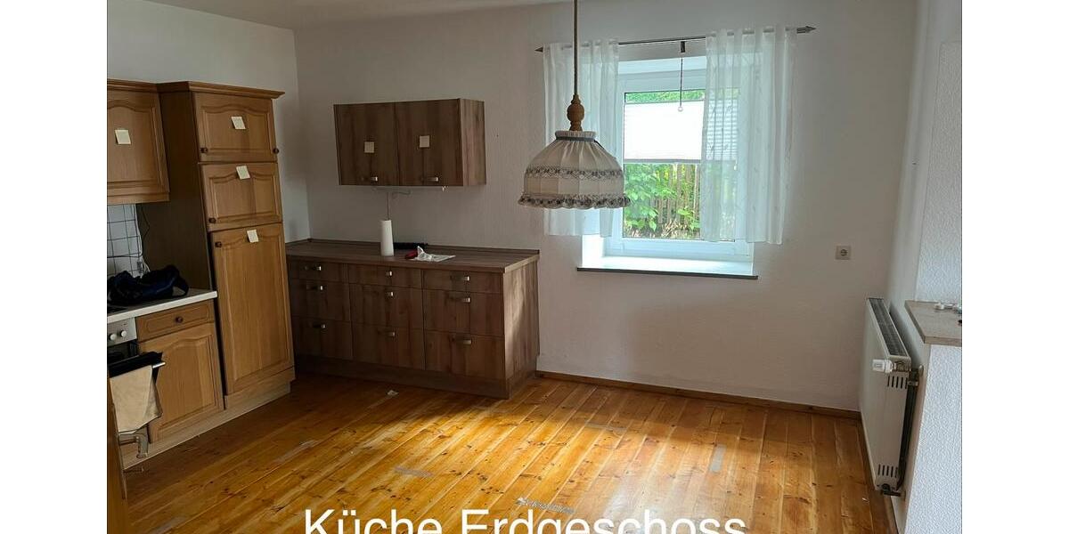 Doppelhaushälfte Rehau - 10 Zimmer, 150 m&sup2;, 189.000&euro; | Angebot:27030987
