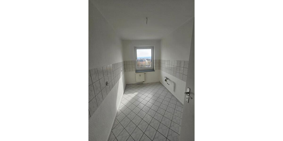Etagenwohnung Plauen - 3 Zimmer, 64 m&sup2;, 250&euro; | Angebot:25883841