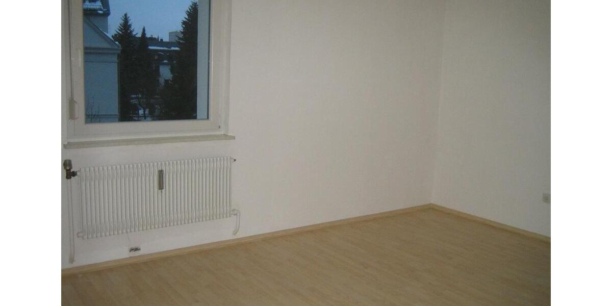 Hochparterre Hof Neuhof - 3 Zimmer, 75 m&sup2;, 560&euro; | Angebot:26676112