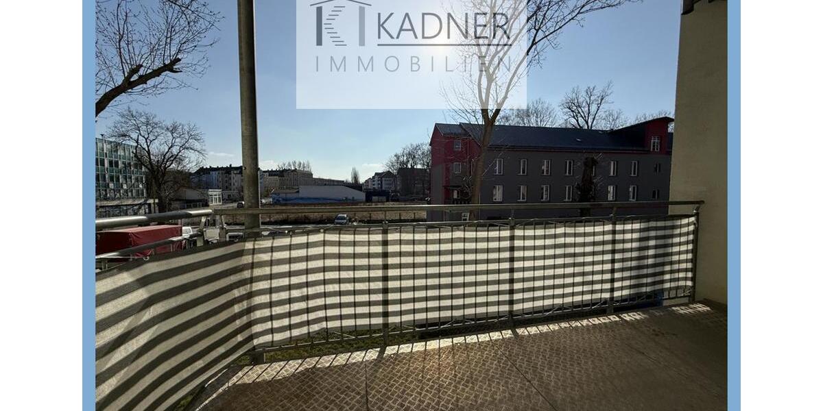 Etagenwohnung Plauen - 2 Zimmer, 57 m&sup2;, 260&euro; | Angebot:25054402