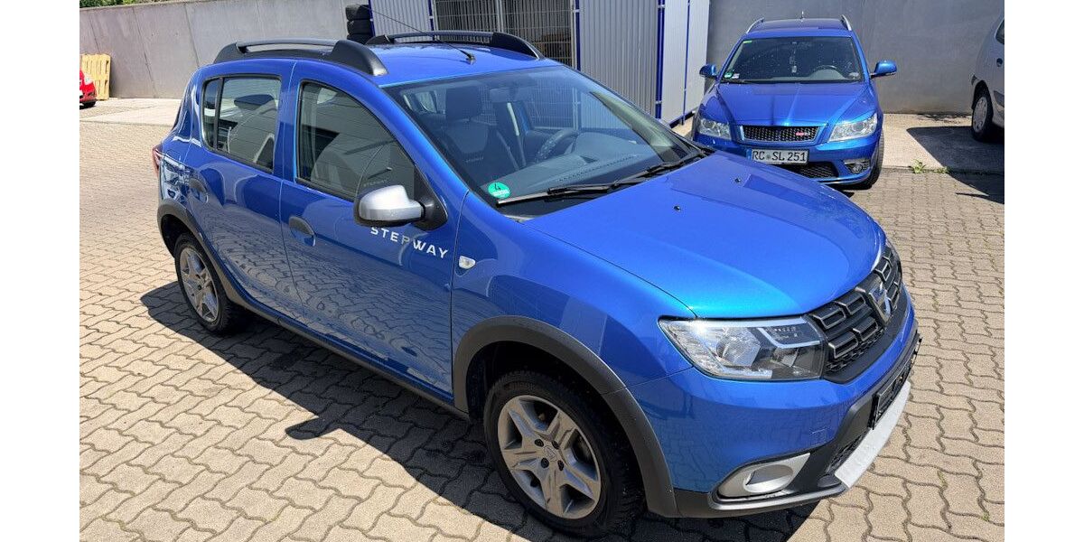 Dacia Sandero 40.300 km 9.999 &euro; Heinsdorfergrund 08468