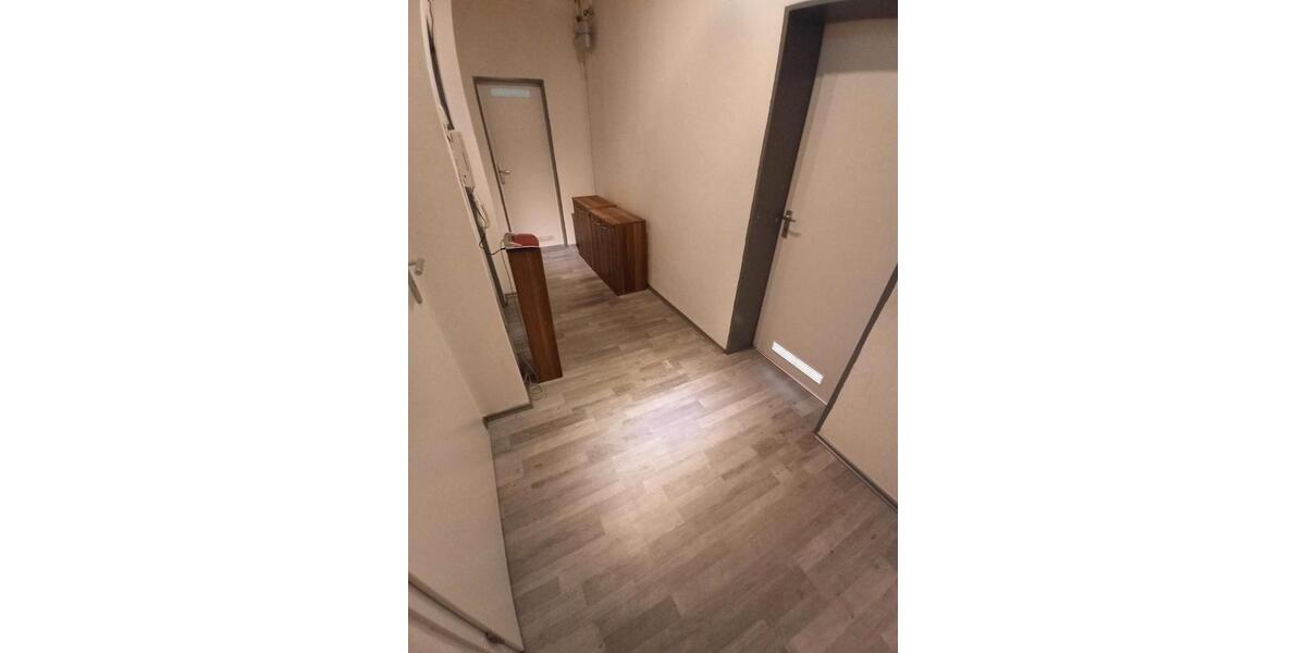 Etagenwohnung Hof Neuhof - 3 Zimmer, 70 m&sup2;, 560&euro; | Angebot:26013003