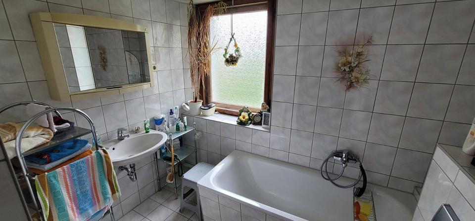 Einfamilienhaus Auma-Weidatal Weidatal - 8 Zimmer, 151 m&sup2;, 70.000&euro; | Angebot:23699182